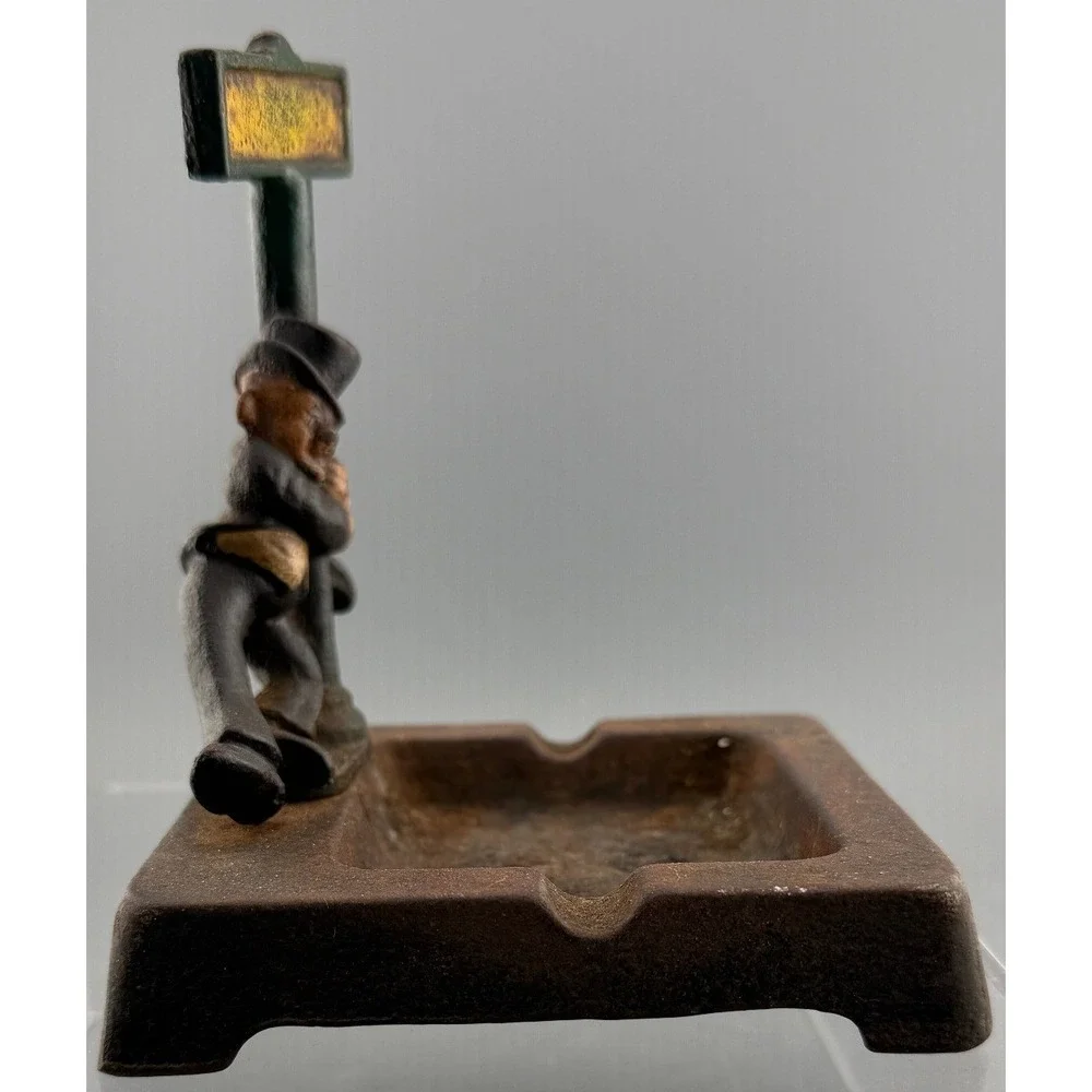 Vintage Cast Iron Ashtray Figural Drunk Man Street Sign Wilton Tobacciana 4.5